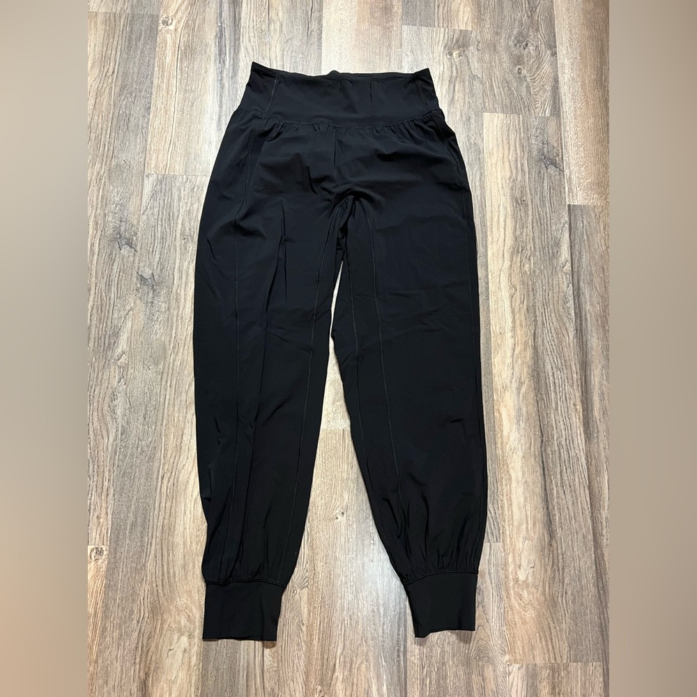 lululemon joggers